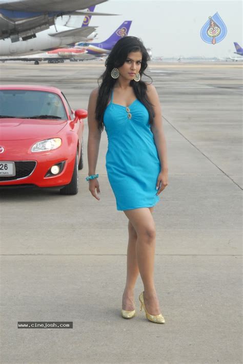 Sharmila Mandre New Hot Stills Photo 33 Of 69