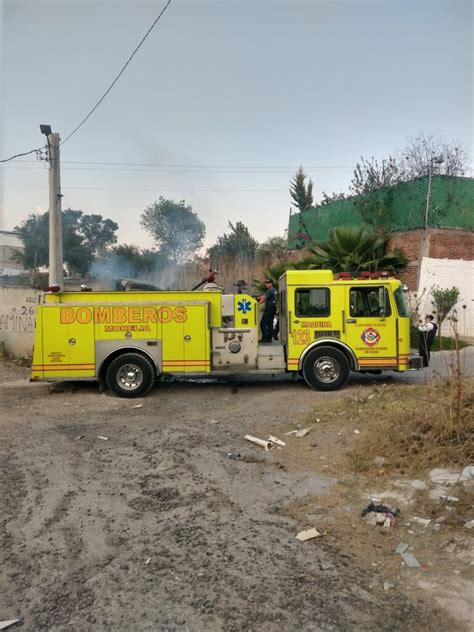 Incendian un camión refresquero en la salida a Charo