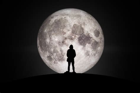 Silueta De Hombre Mirando A La Luna Enamorado Elementos De Esta Imagen