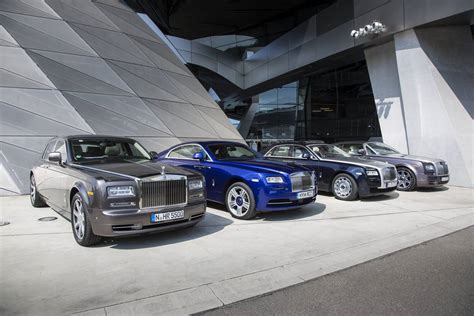 Top Với Hơn 70 Về Phantom Vs Ghost Rolls Royce Hay Nhất Vn