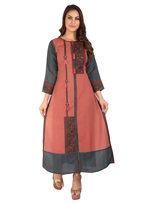 Get Contrast Printed Patch Detail Slit Straight Long Kurta At