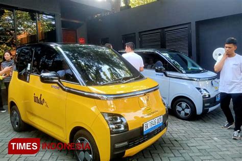 Brand Launching Emove Aplikasi Sewa Mobil Listrik Yang Efektif Dan