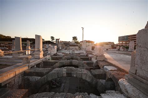 Antik Smyrna Kentinin Yakla K Bin Y L Ncesine Uzanan Tarihi