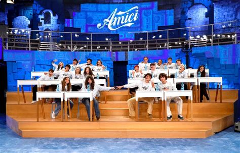 La Classe Di Amici Ecco Chi Sono Gli Allievi Davidemaggio It