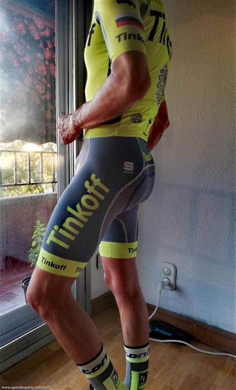 Pin By Isaac Meyers Makeup Artist On Skintight Bike Lycras Cycling Attire Cycling Outfit