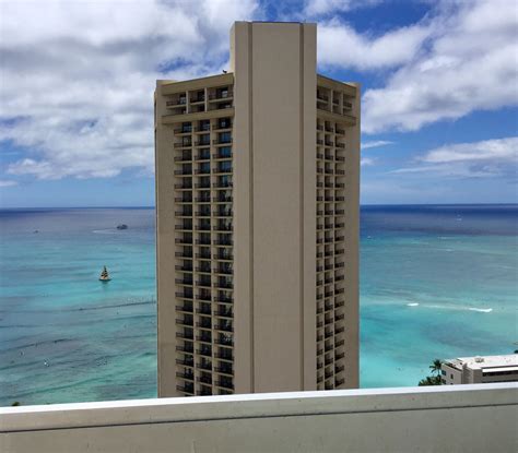 View from the roof of the Aqua Pacific Monarch Hotel, Waikiki, Honolulu ...