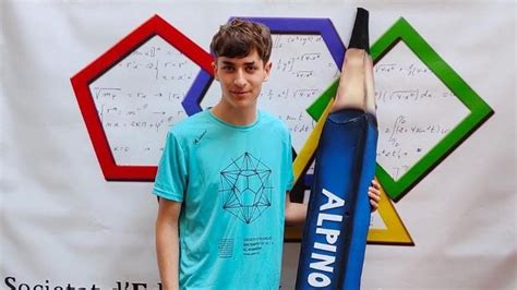 Estudiante Ontinyent Olimpiada Matemática Un estudiante del IES Pou