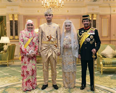 El Sultán De Brunei El Rey Más Magnánimo Del Mundo Alvarodabril Brunei