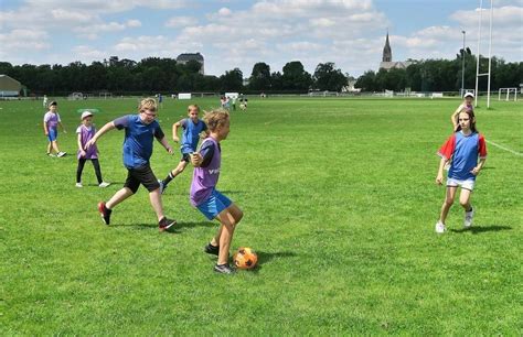 Près de 600 écoliers réunis par le sport à Sablé sur Sarthe Sport