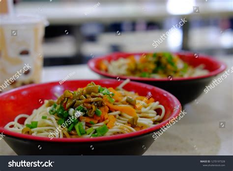 Wuhan Hot Dry Noodles Sesame Paste Images Stock Photos D Objects Vectors Shutterstock