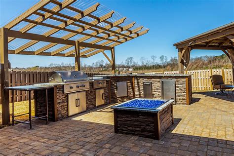 Cinder Block Outdoor Kitchen: Pros, Cons, & 8 Step How to Build Guide