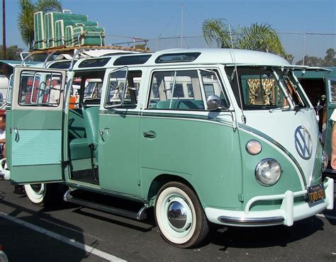 VW Bus Tricked Out To The Max As They Say Vintage Vw Bus Vintage