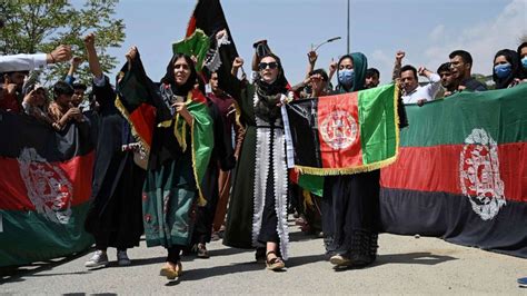 Taliban pose threat to Afghan cultural heritage as they sweep back into ...