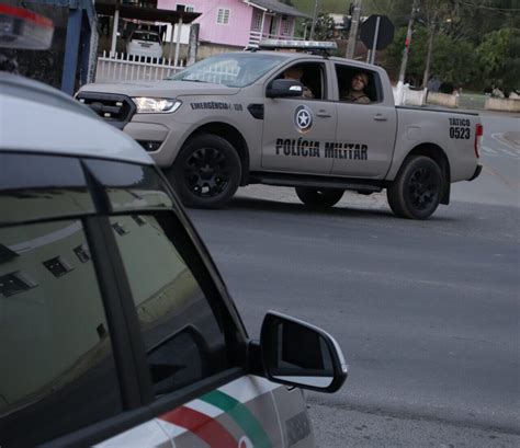 Homem Com Veículo Furtado é Preso Por Receptação Em Rio Do Sul