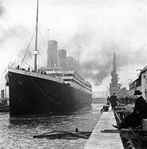 Timeline of Humanity | Sinking of Titanic (Ship)