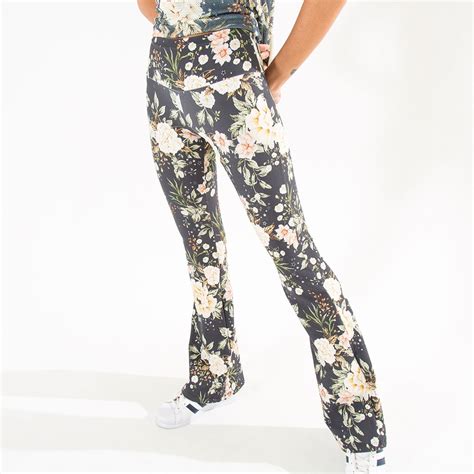 Calça Flare Farm Rio Floral Anita Feminina Centauro