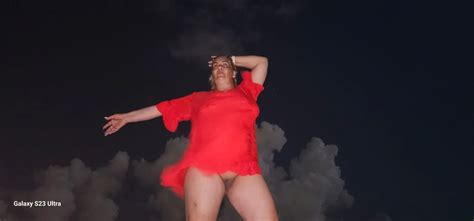 El Vestido Rojo De La Dama Culona Nude Pics Xhamster