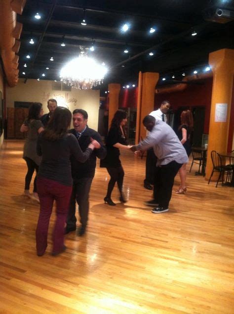 11 Dancing With Chicago Celebrities Ideas Celebrities Dance Chicago