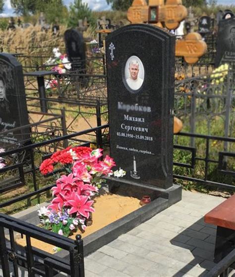 Фото памятников на кладбище - 100 фотографий надгробий из гранита и мрамора
