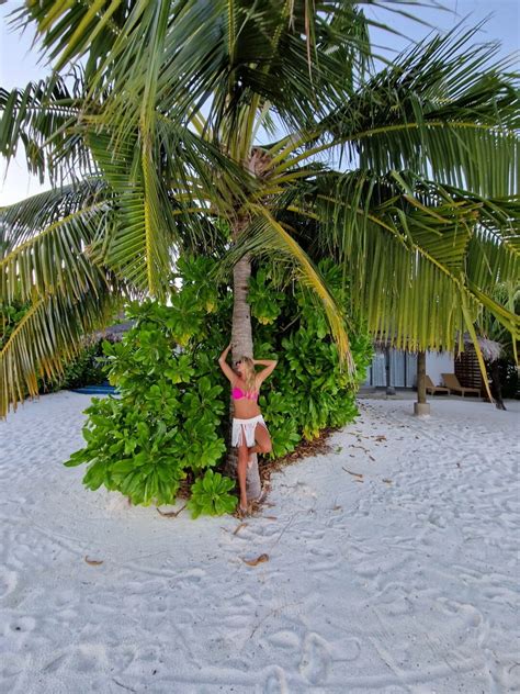 Holiday Memories 25 Nude Pics XHamster