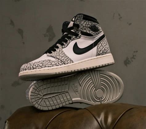 Air Jordan 1 White Cement DZ5485 052 Release Date SBD