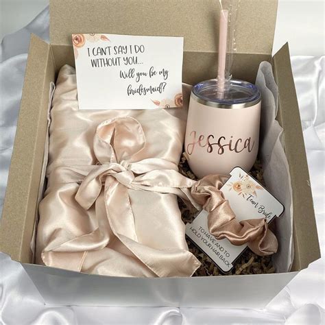 25 Cute Bridesmaid Proposal Ideas For Your Wedding