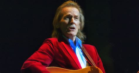 Gordon Lightfoot 81 Reschedules Tour To 2020 Best Classic Bands