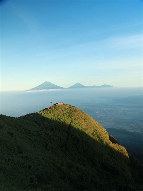 5 Gunung Di Jawa Tengah Untuk Pendaki Pemula