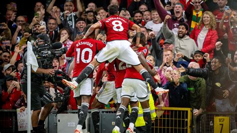 Premier League Recap Manchester United 1 0 Wolves