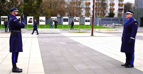 Oto Nowe Policjantki I Nowi Policjanci Z Dolnego L Ska Ile Mo Na Zar