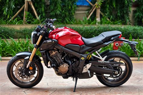 Honda CB650R 2021 Đỏ Candy