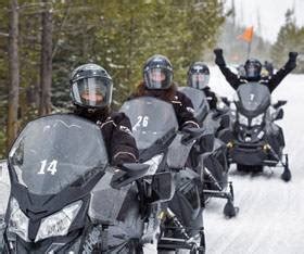 Guided SNOWMOBILE TOURS of YELLOWSTONE National Park and West ...