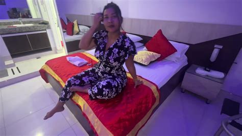 Incredible How Bitch This Old Woman Is I Took Her To Fuck At The Motel When Her Husband Was Not