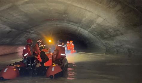 3 Dead As Southern China Tunnel Flood Rescue Effort Reaches 6th Day