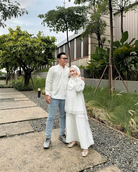 9 Baju Lebaran Couple Ala Influencer Serasi Dan Fashionable