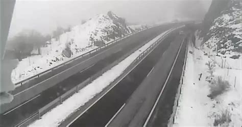 Prohibido Camiones Y Obligatorio Uso De Cadenas Por Nieve En Carreteras