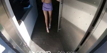 Povd Early Party Arrival Screw For Lucky Guy Scarlett Bloom Tnaflix Porn Videos