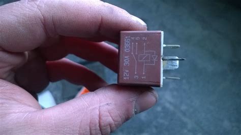 Реле вентилятора печки — Renault Megane Scenic, 1,9 л, 1998 года ...