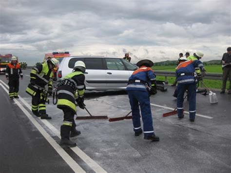 Unfall Bei Wendeman Ver Auf Der B Frau Verletzt