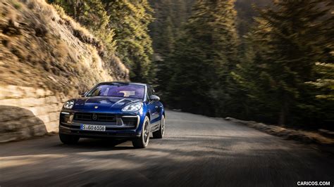 Porsche Macan T 2023my Color Gentian Blue Metallic Front