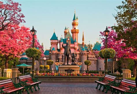 Pink Castle Disneyland Castle Disneyland Park Disneyland Anaheim