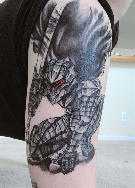 Top more than 55 berserk armor tattoo super hot - in.cdgdbentre