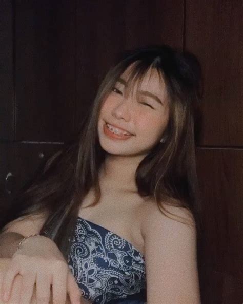 Hot Singaporean And Malaysian Girls To Follow On Instagram Season 1 Sexy For You