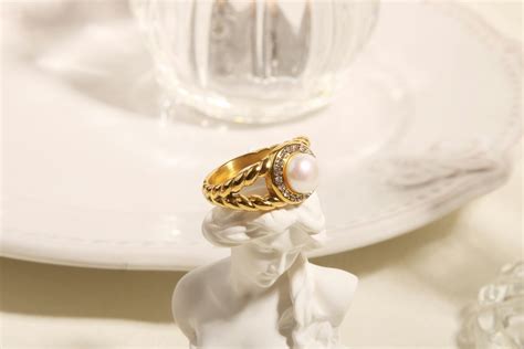 Tips for Buying Vintage Gold Rings