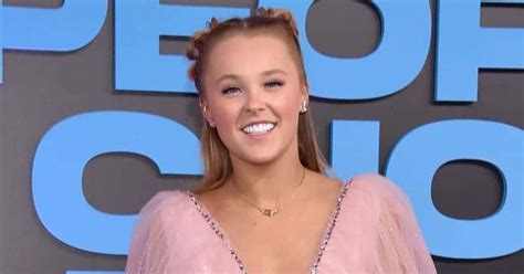 Jojo Siwa Celebrates One Year Since Coming Out As Gay I Ve Felt More Love Than Ever