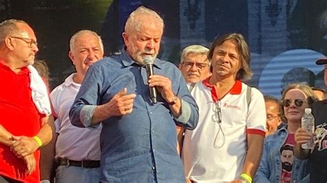 Lula Discursa Em Ato E Pede Desculpas Aos Policiais Blog De Daltro