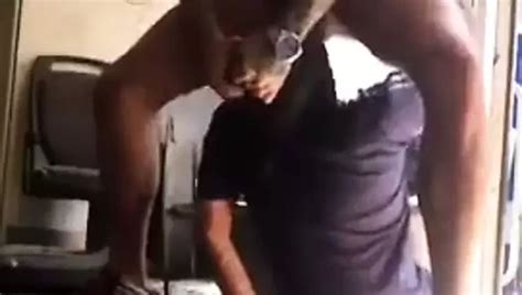 Gli Preparo Il Culo Prima Di Fotterlo Free Gay Porn D8 XHamster