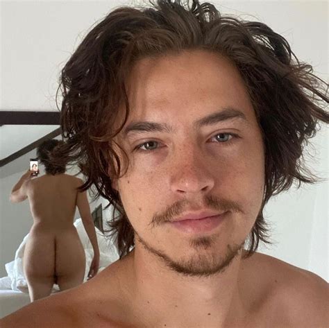 Por Qué Cole Sprouse Causó Revuelo En Instagram Infobae