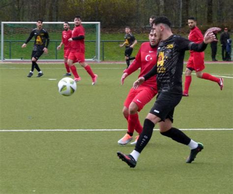 Fußball Kreisliga A GS Cappenberg schlägt auch Spitzenreiter FC TuRa