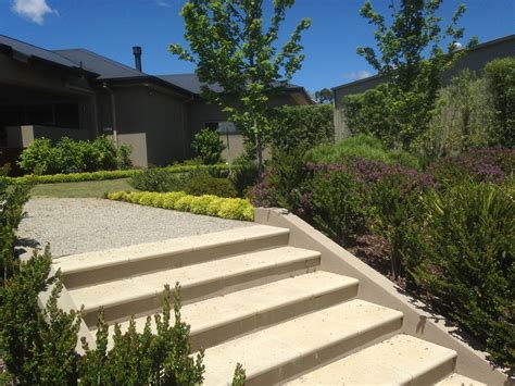 Acacia Landscaping